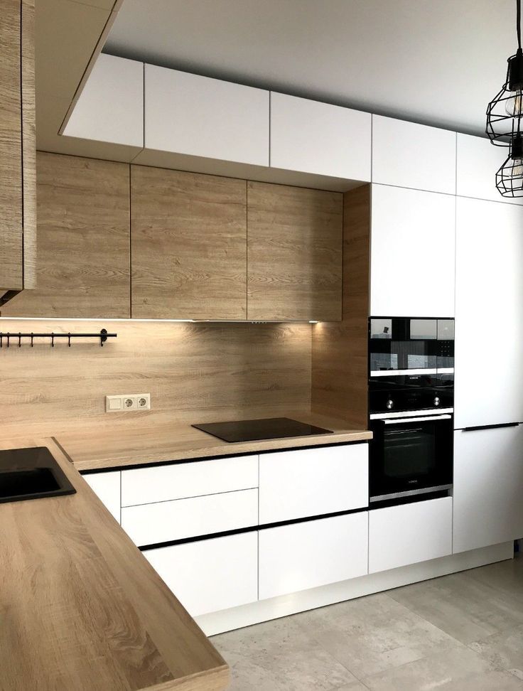 Cuisine Contemporaine – Finition Bois et Blanc